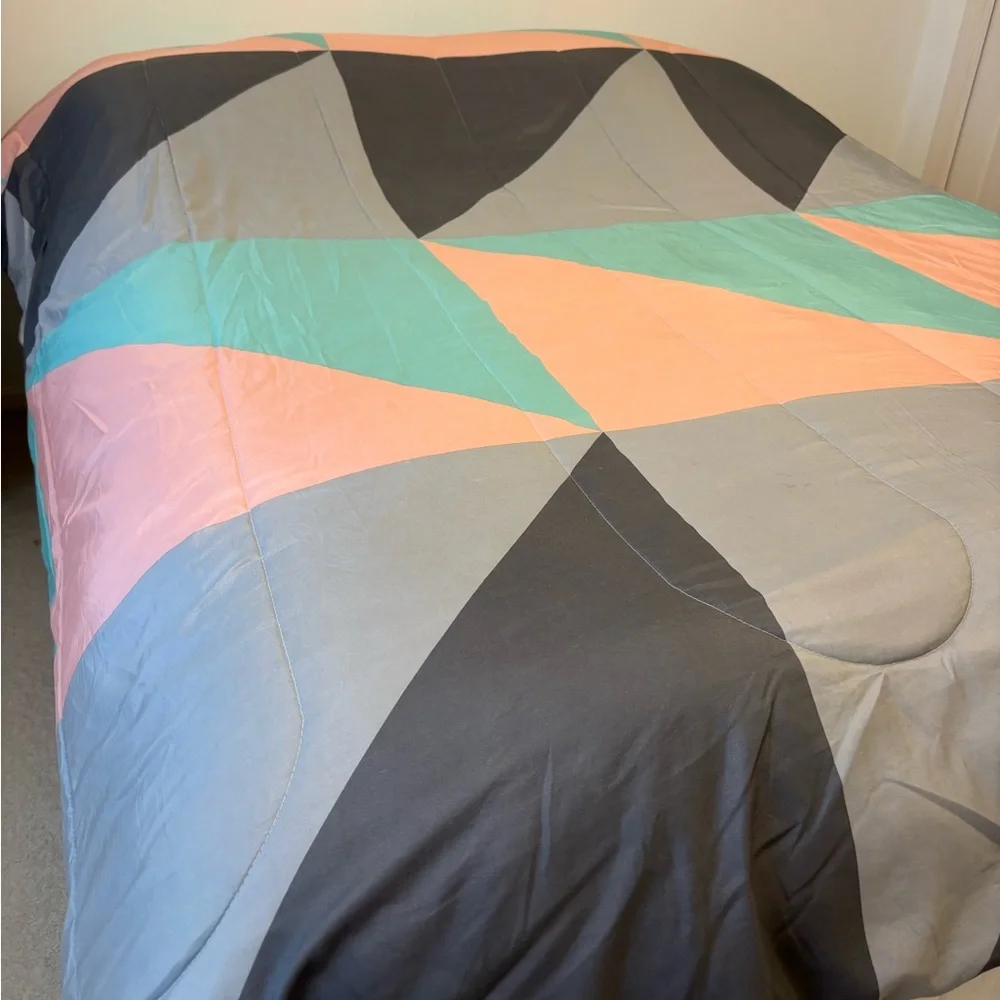 Comforter Bedspread Colorful Geometric Contemporary Retro Pattern Full Queen